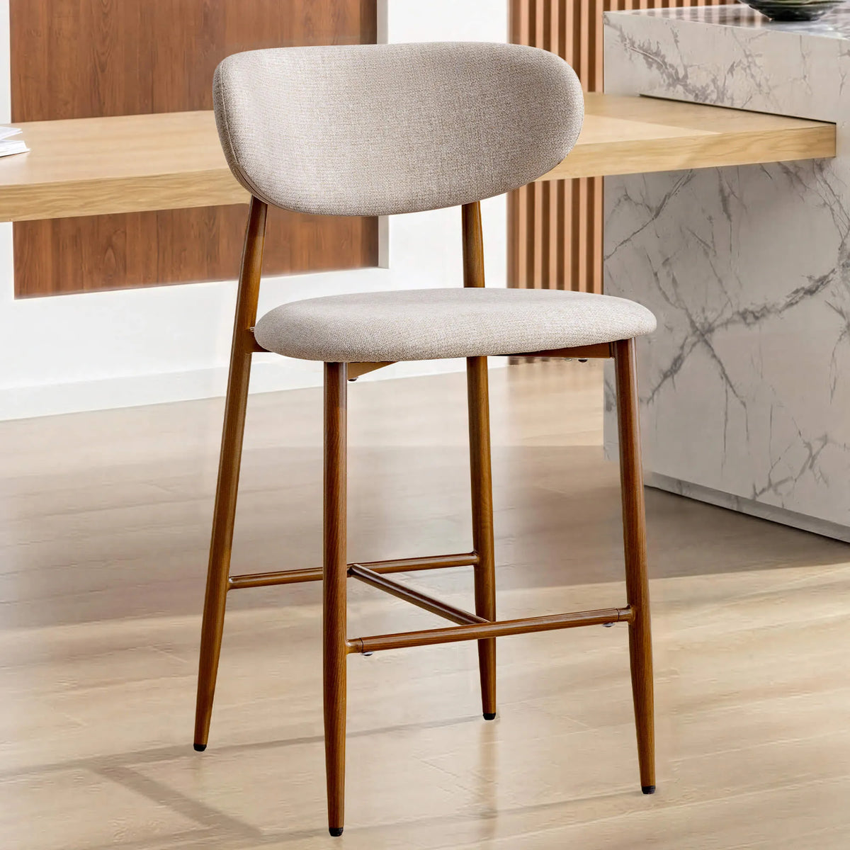 Tabourets de bar modernes rembourrés hauteur comptoir, lot de 2, avec pieds en bois massif